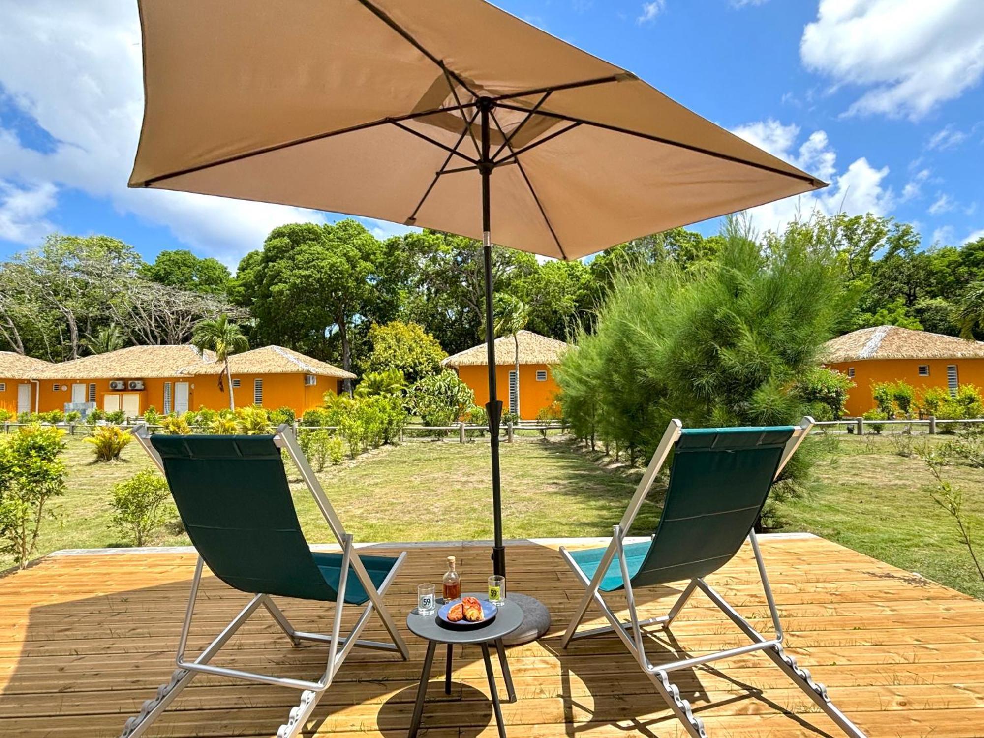 Bungalow La Kawannaise - Piscine, Terrasse, Plage Grand-Bourg (Marie Galante) Exterior foto